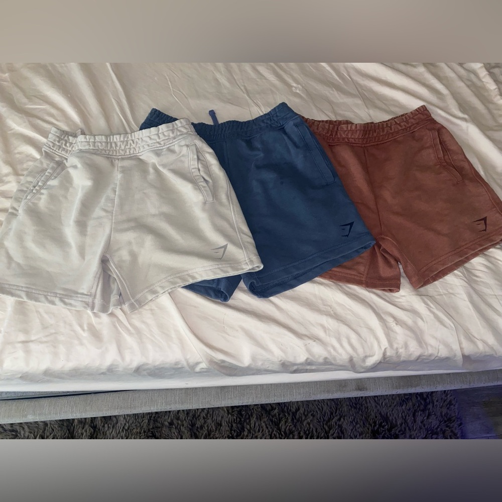 Men’s bundle of gym shark shorts